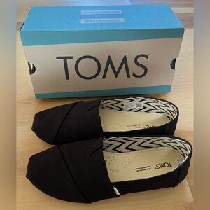 TOMS Classic Alpargatas Women's Canvas Shoes Black Size 7.5 With Box